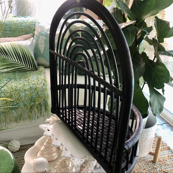 New! Black Wood Bamboo Style Wall Shelf - Picture 5 of 9